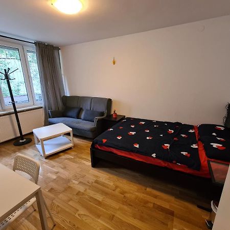 Mirrorroom Pl Citycenter Warschau Exterior foto